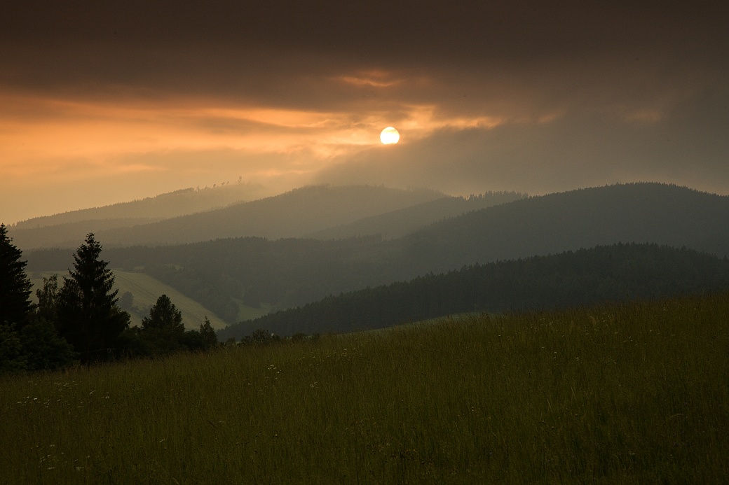 Javoří hory, vzniklé činností dávných sopek.